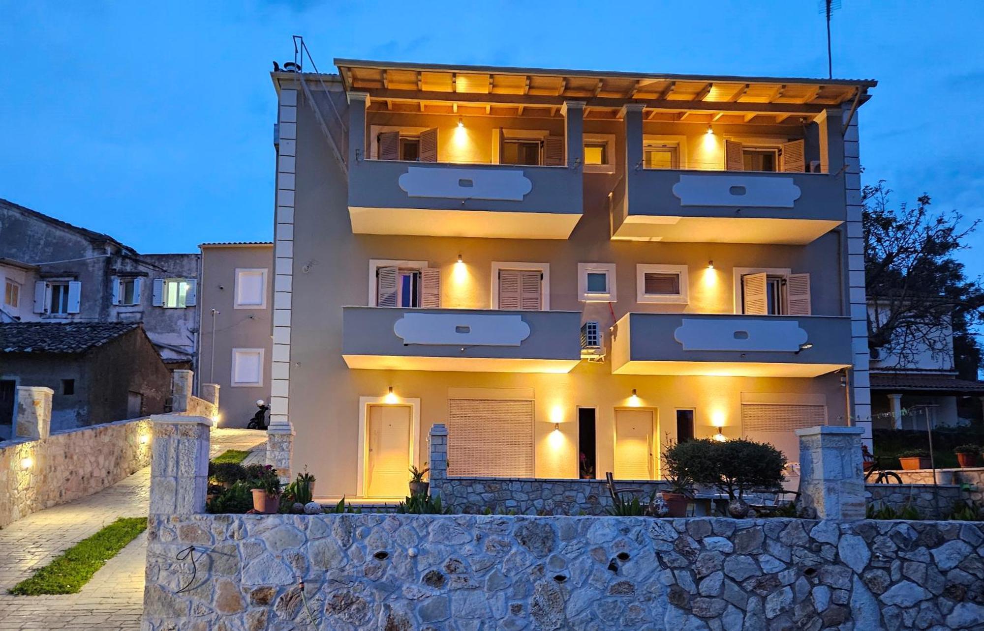 Grey Luxury House Ypsos Exterior foto